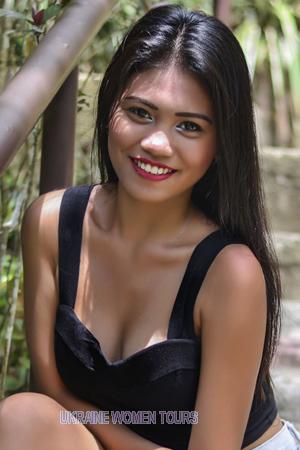 Philippines women